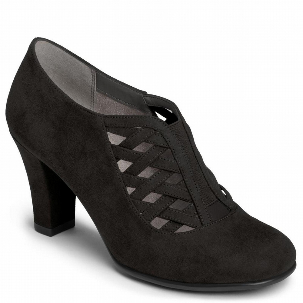 Aerosoles Head Role Black Pumps